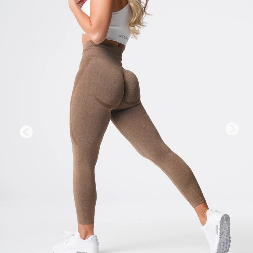 Mocha Contour Seamless Leggings (NVGTN Medium)